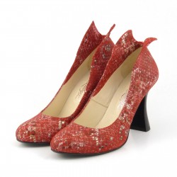 "Batmany" - Czółenka na obcasie z naturalnej wzorzystej skóry - MODEL 1353B